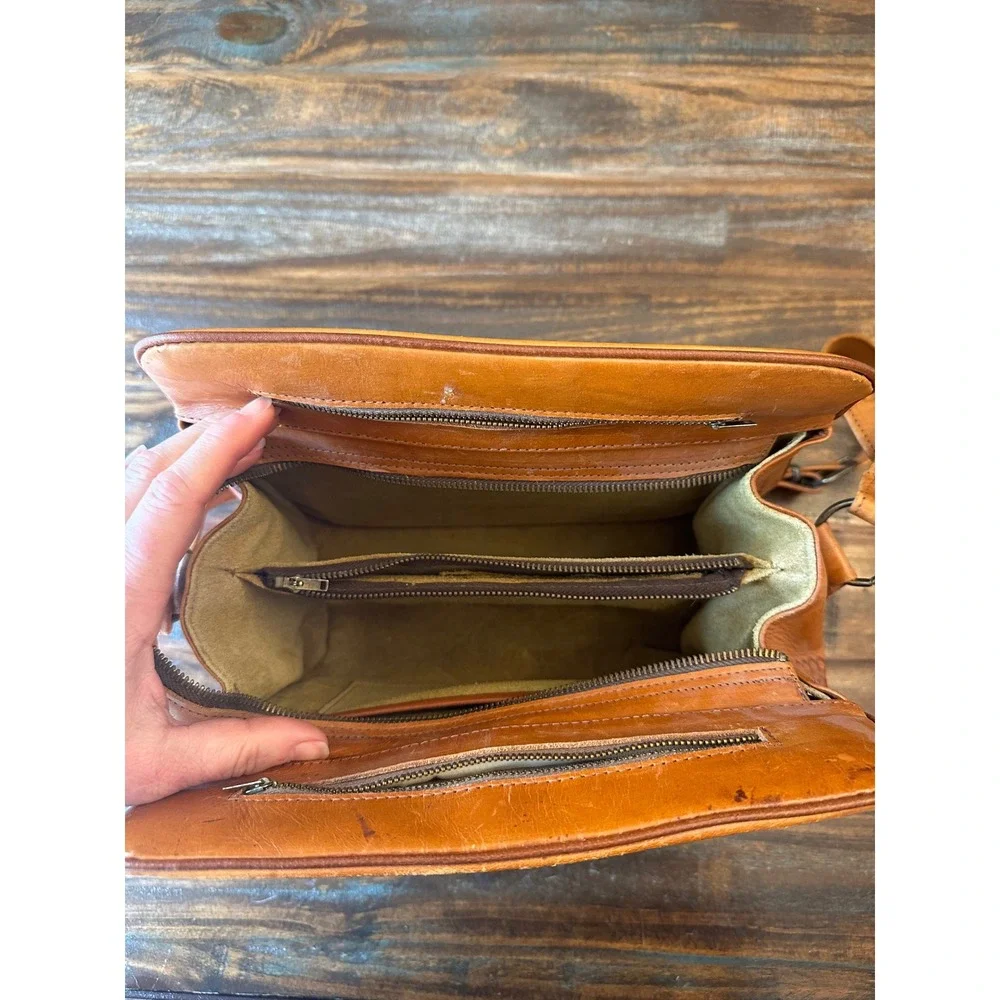 Vintage Hand Tooled Mexican Leather Crossbody Bag Aztec Calendar Mayan Pyramid - Picture 6 of 17